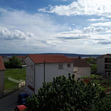 Apartment Aurora Kaštela Екстериор снимка