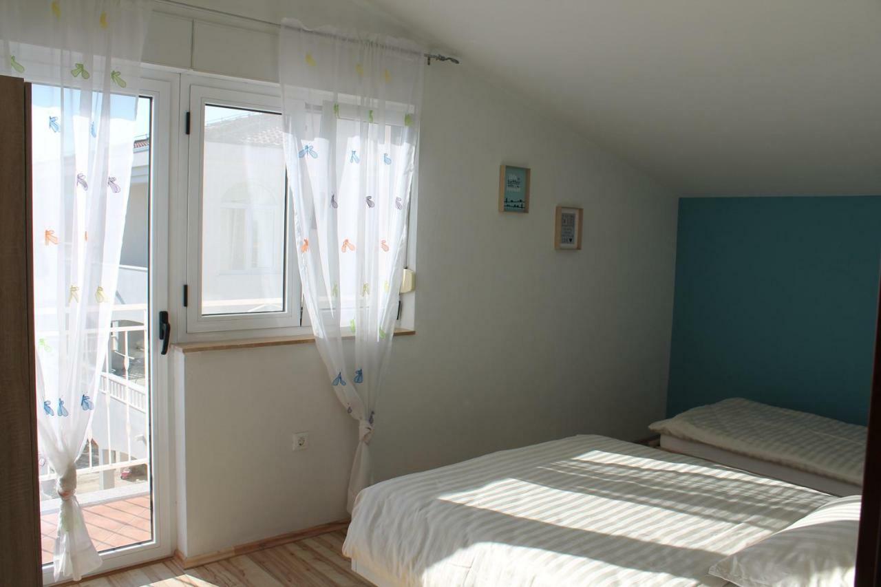 Apartment Aurora Kaštela Екстериор снимка