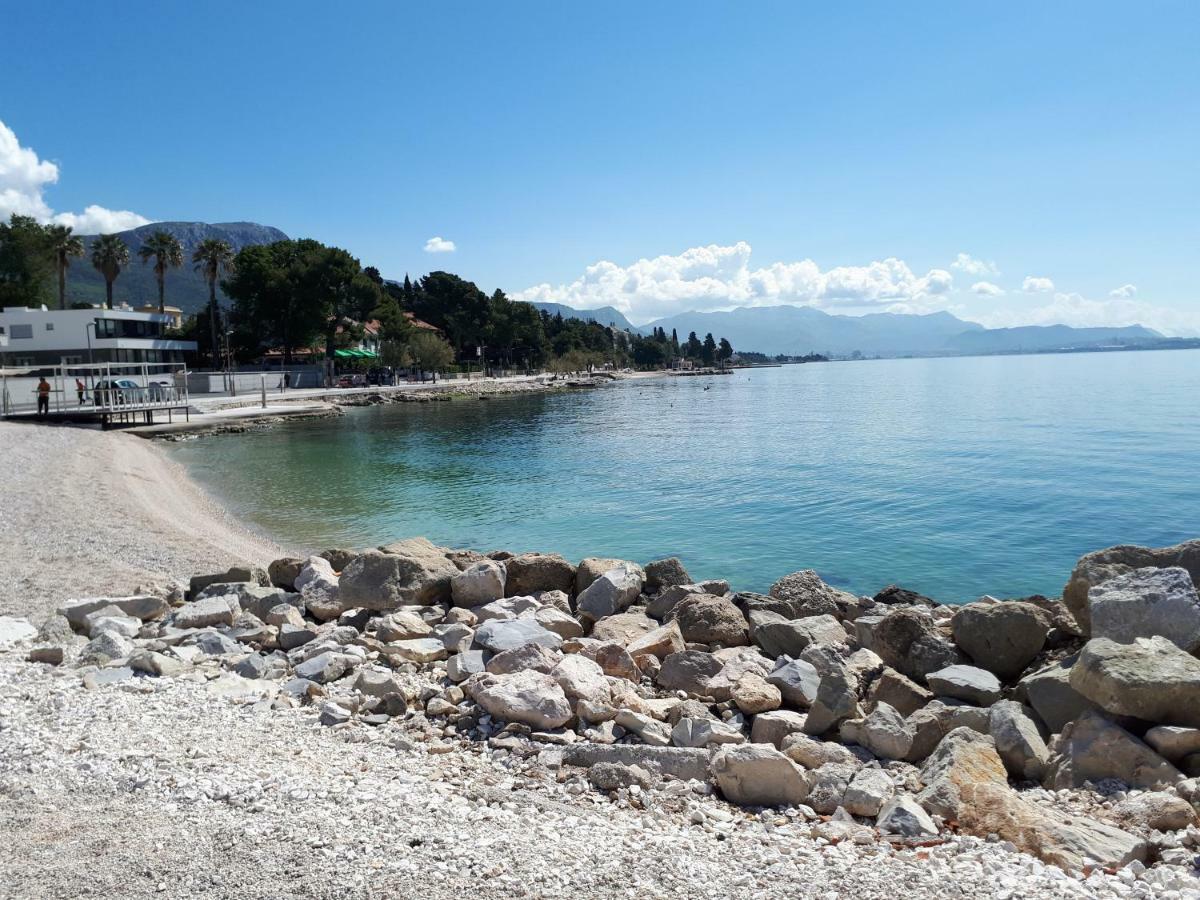 Apartment Aurora Kaštela Екстериор снимка
