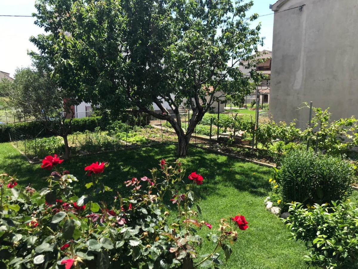 Apartment Aurora Kaštela Екстериор снимка